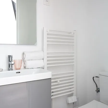 Bed & Breakfast Maison Geranium 4*
